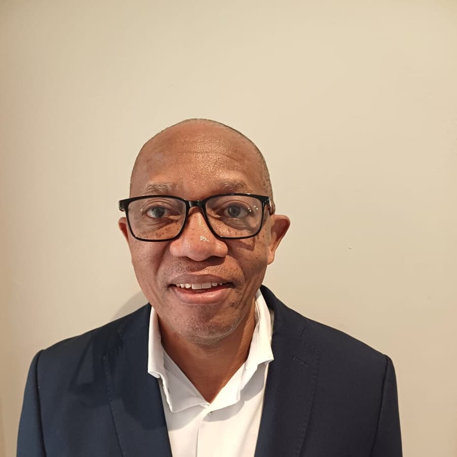 Dr Lenny Modisane